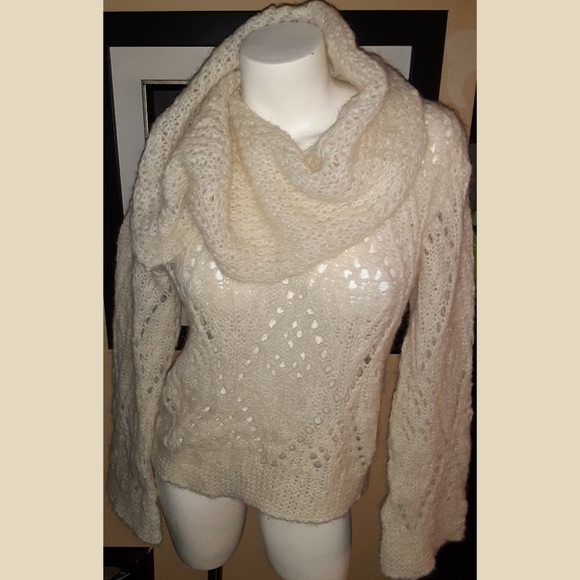 Knitted cream sweater - Picture 4 of 4